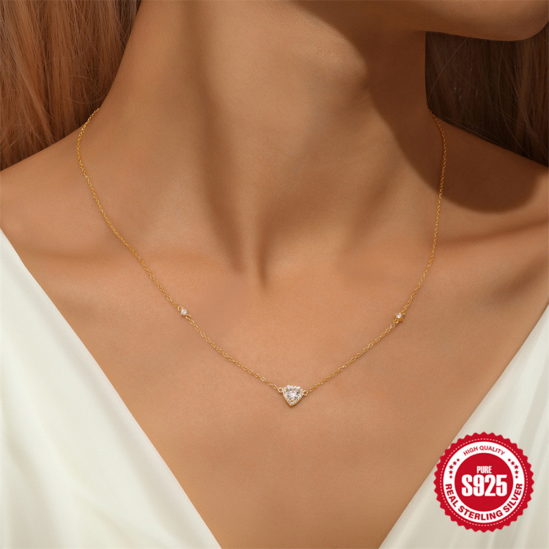 S925 Sterling Silver Classic Heart Full Diamond Fashion Versatile Necklace Korean Version Niche Design Sense Light Luxury High-end Collarbone Chain