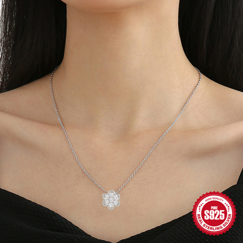 S925 Sterling Silver Inlaid Diamond Small Flower Necklace for Women Korean Version Elegant Light Luxury High-end Niche Design Collarbone Chain Jewelry