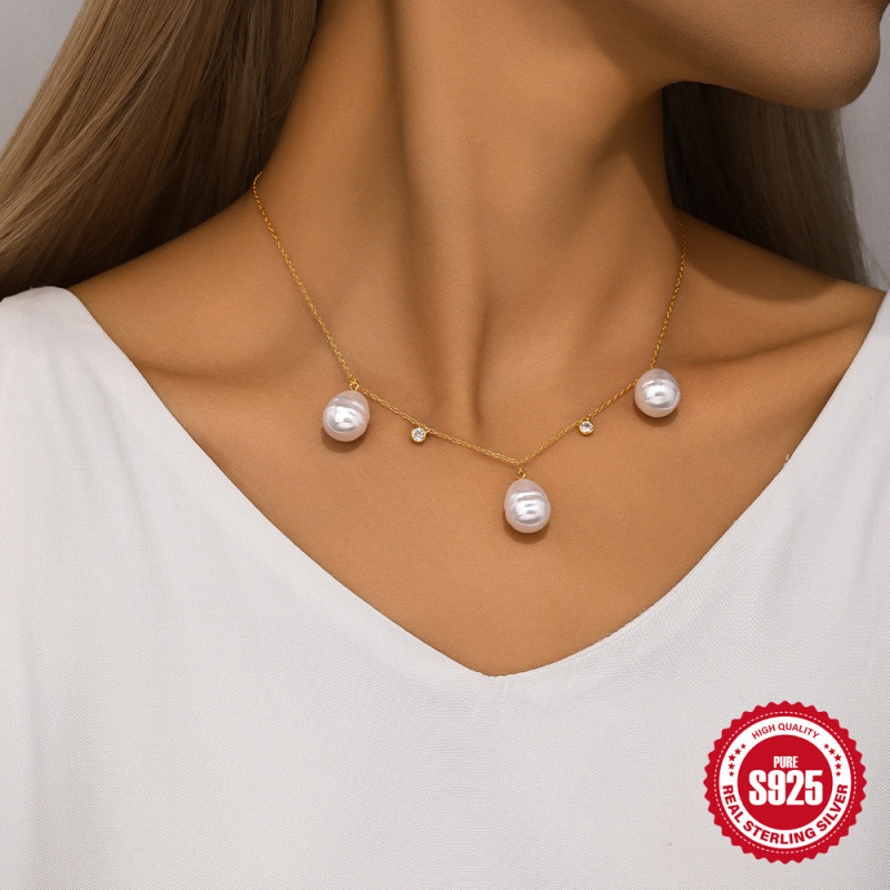 S925 Sterling Silver Irregular Pearl Pendant Collarbone Necklace Korean Version Niche Design Sense High-end Inlaid Diamond Necklace Accessory
