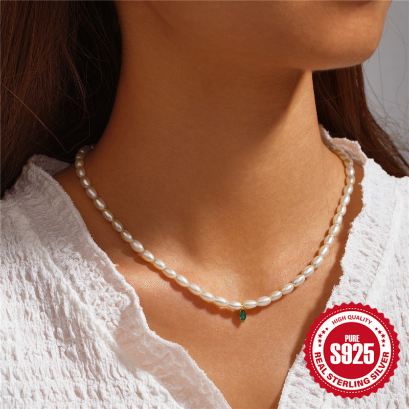 New 925 Sterling Silver Small Pearl Choker with Diamond Inlay Collarbone Chain European and American Hot-Selling French Cross Necklace