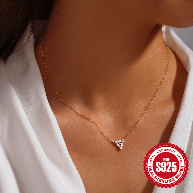 S925 Sterling Silver Personalized Triangle Inlaid Diamond Women's Collarbone Necklace European and American Hot-Selling Elegant Niche High-End Collarbone Chain