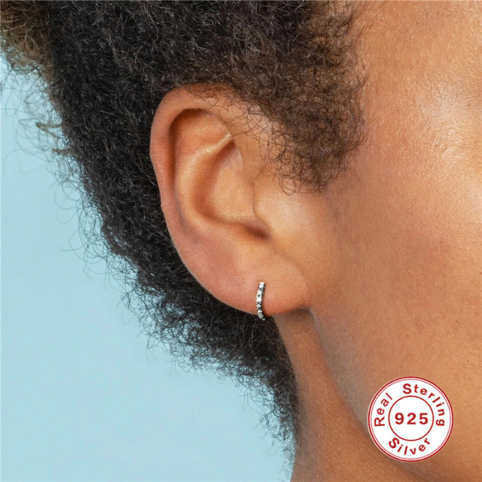 New S925 Sterling Silver Round Black Fully Stone-Set Ear Cuff Hoop European American Personality Trendy Cool Girl Earrin...
