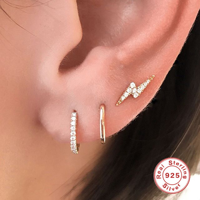 S925 Sterling Silver European and American Simple Versatile Lightning Micro Inlaid Piercing Threaded Earrings Mini Zircon Ear Bone Stud Earrings for Women