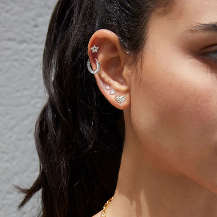 S925 Sterling Silver Heart-Shaped Full Diamond Threaded Piercing Stud Earrings European and American Hot Selling Light Luxury Ins Style Piercing Ear Bone Stud Earrings