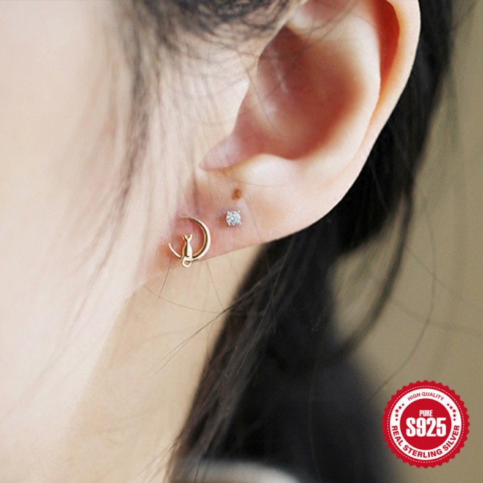 925 Sterling Silver Moon Cat Earrings Korean and Japanese Design INS Style Cute Crescent Mini Cat Earrings Jewelry