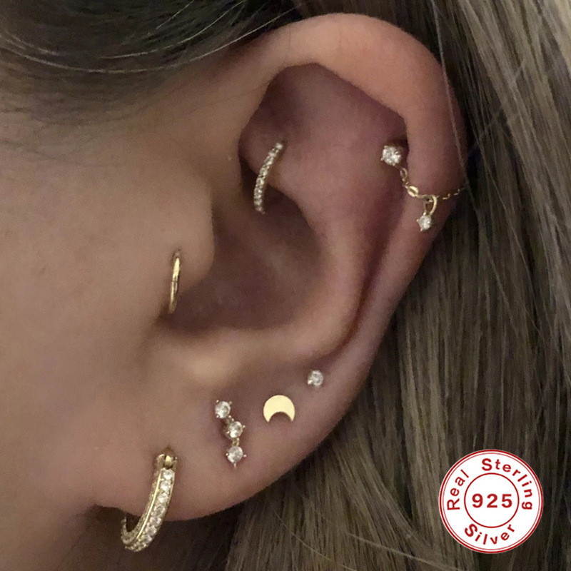 S925 Sterling Silver Threaded Three-Diamond Mini Cartilage Earrings Export Piercing Jewelry European and American Hot Selling INS Ear Bone Studs