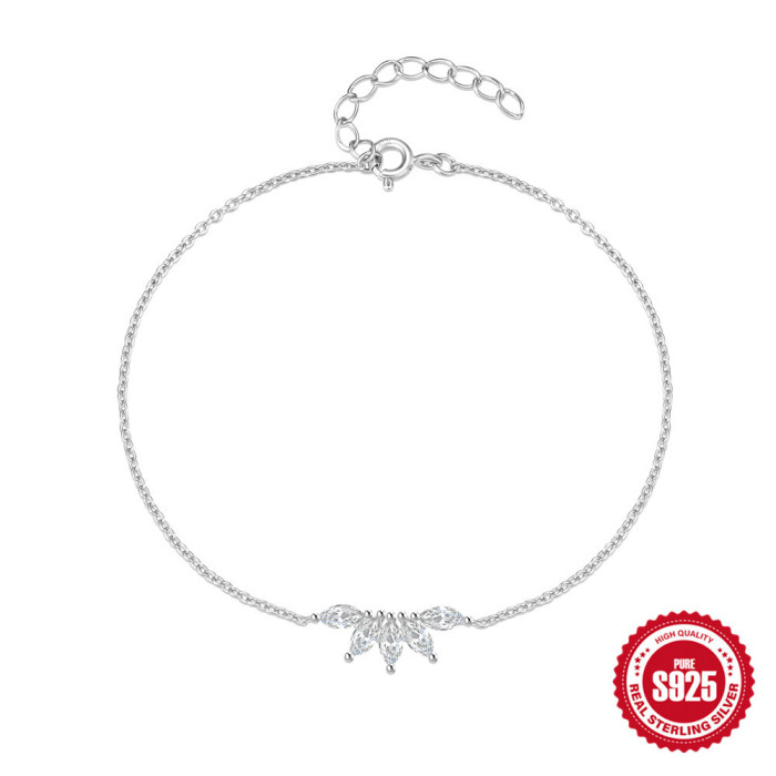 New 925 Sterling Silver Horse Eye Crown Zircon Inlaid Daily Wear Bracelet for Women, Korean and Japanese Niche Design Bracelet
