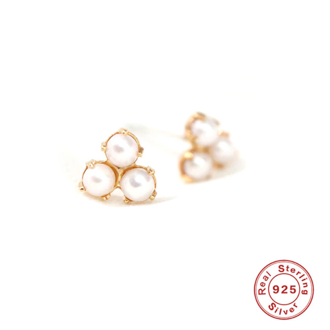 S925 Sterling Silver Vintage Elegant Pearl Stud Earrings for Women European and American Cross-Border Bestselling INS Crystal Three-Leaf Earrings