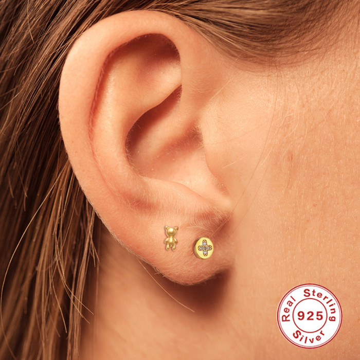 S925 Sterling Silver Teddy Bear Stick Barbell Ear Piercing Spiral Soft Ear Bone Stud European and American Hot Selling INS Ear Cartilage Earrings