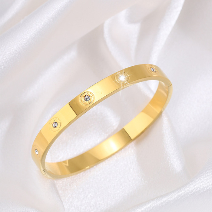 Titanium Steel Bracelet Personalized Design Five-Pointed Star Inlaid with Stones Non-Fading Bracelet for Women High...