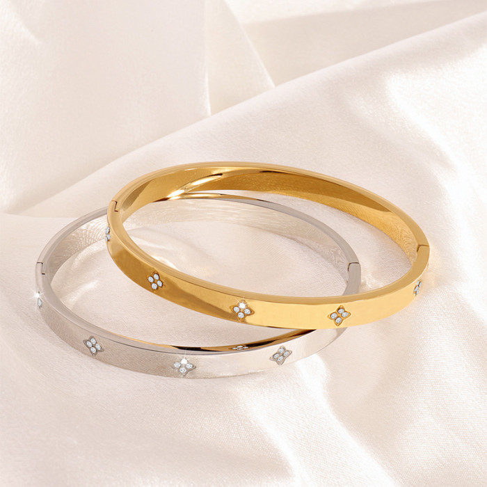 Titanium Steel Bracelet for Women, High-End Fashion, Light Luxury, Simple Stainless Steel Lucky Clover Stone-Encrus...