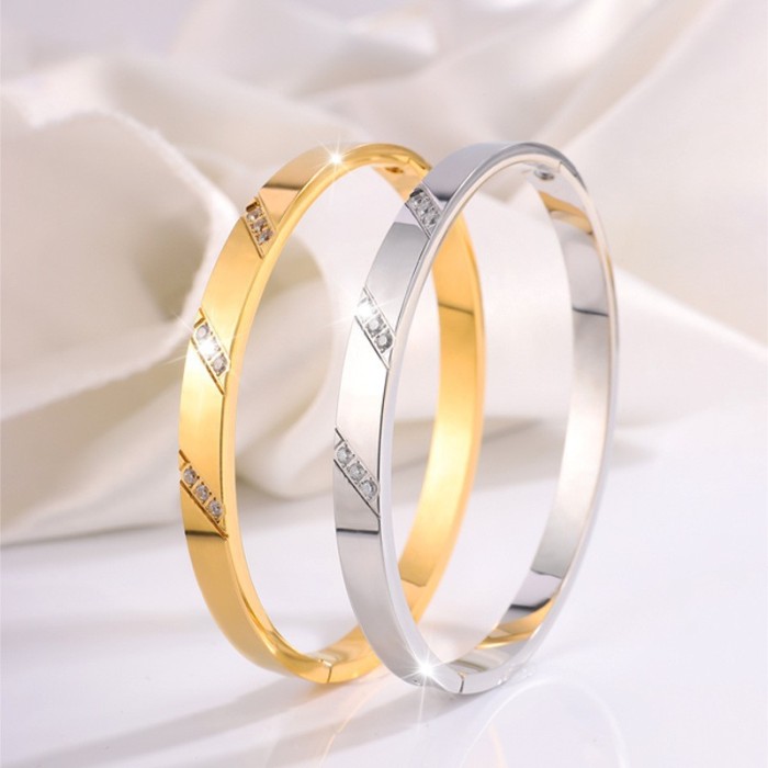 Titanium Steel Bracelet Diagonal Stone-Inlaid Stainless Steel Bracelet for Women High-end Korean Fashion Simple Non...