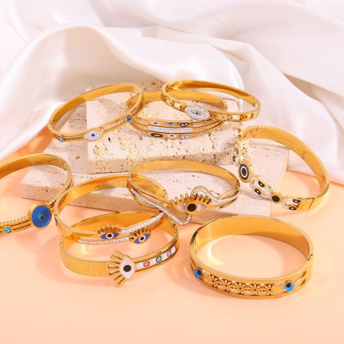 Cross-Border Titanium Steel Bracelet High-End Feel Women's Fashionable Simple Retro Korean Version Demon Eye Stainless Steel Bracelet