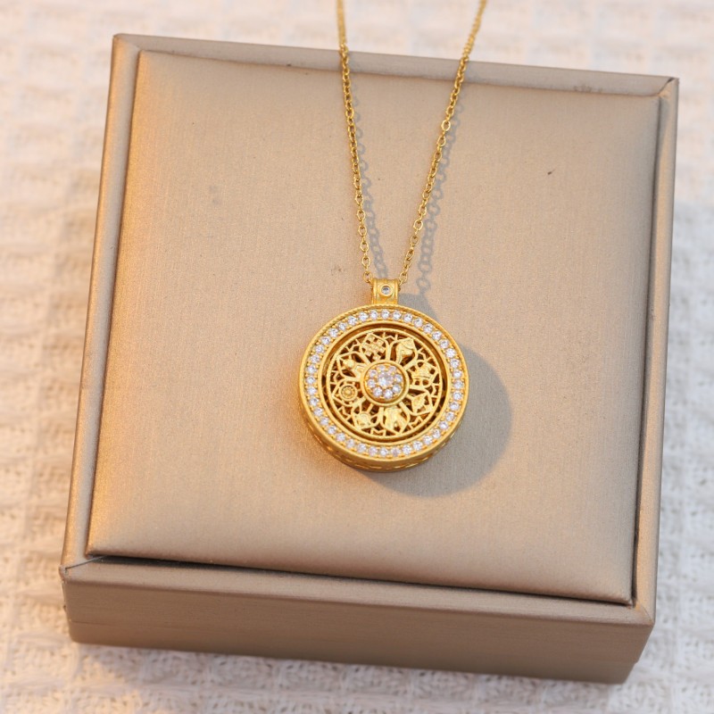 Necklace for Women, Internet Celebrity National Trend, Same Style as Gold Store, Ancient Method Full Diamond Eight Treasures Compass Pendant, Rotating Retro Compass Necklace
