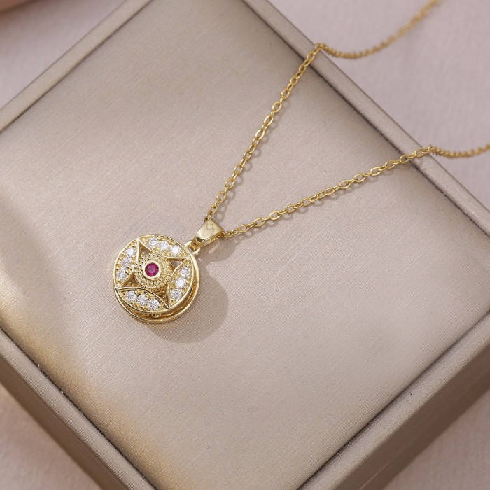 Necklace for Women, Internet Celebrity, Rotating Zircon Flower, Niche Design, New Design Sense Pendant, Elegant Titan...