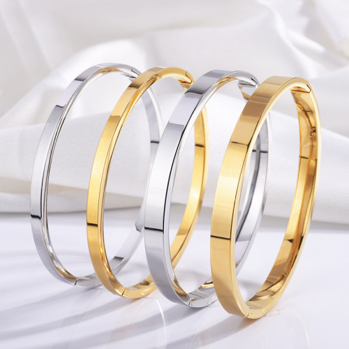 Titanium Steel Bracelet Smooth Stainless Steel Bracelet for Women High-end Fashion Versatile Simple Luxury Non-fading Bracelet
