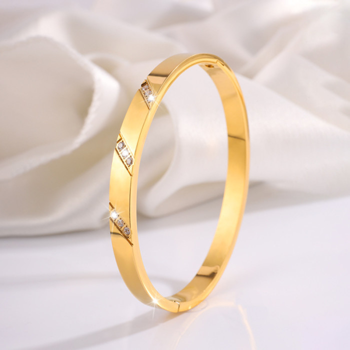 Titanium Steel Bracelet for Women, High-End Fully Stone-Set Stainless Steel Bangle, Niche Versatile Light Luxury Non-Fad...