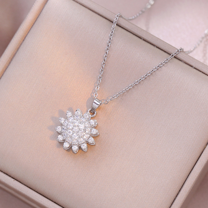 Necklace for Women Cross-Border Sunflower Rotating Zircon Sunflower Niche Design Rotatable Fashion Necklace Collarbone Chain