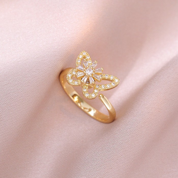 Necklace for Women, Internet Celebrity Style, Versatile, Niche, Sweet, High-End Rotating Necklace and Ring Set, Wholesale Accessories