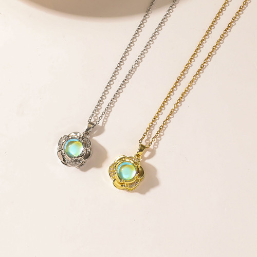 Necklace for Women, Internet Celebrity Heart Zircon Flower Niche Light Luxury New Design Pendant Temperament Set Titanium Steel Necklace