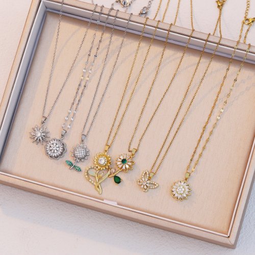 Necklace for Women, Internet Celebrity Style, Versatile, Niche, Sweet, High-End Rotating Necklace and Ring Set, Wholesale Accessories