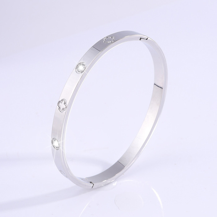 Titanium Steel Bracelet Four-Leaf Flower Embossed Bracelet for Women High-End Fashion Internet Celebrity Hot-Selling...
