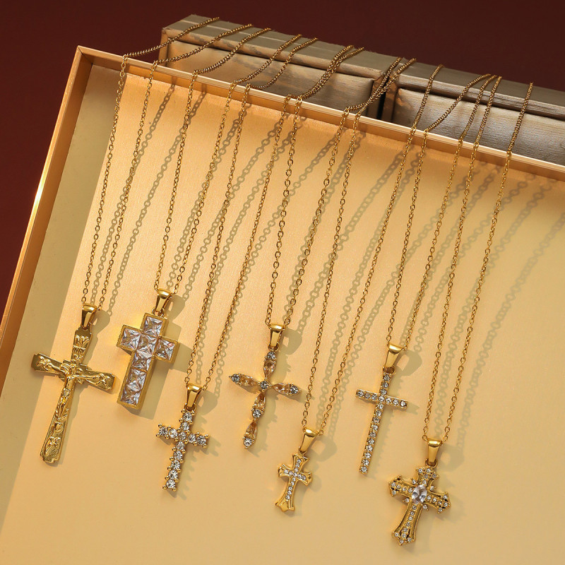 Titanium Steel Necklace for Women, Internet Celebrity Cross Pendant, European and American Niche New Design Sense Stainless Steel Necklace Jewelry