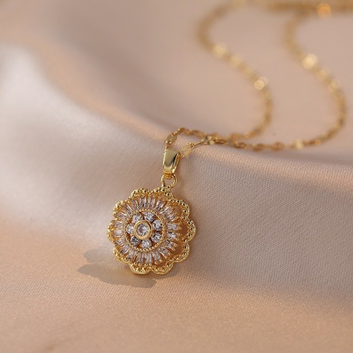 Necklace for Women, Internet Celebrity Style, Versatile, Niche, Sweet, High-End Rotating Necklace and Ring Set, Wholesale Accessories