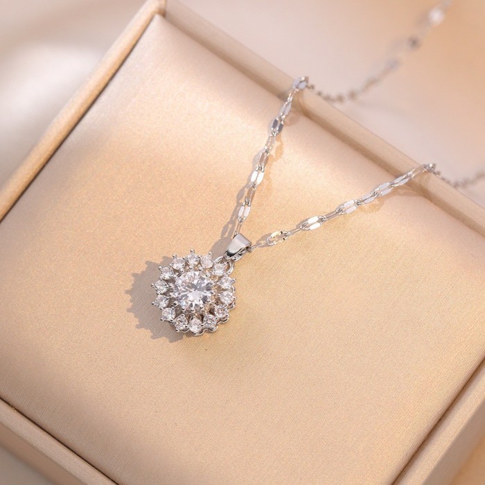 Necklace for Women, Internet Celebrity Style, Versatile, Niche, Sweet, High-End Rotating Necklace and Ring Set, Wholesale Accessories