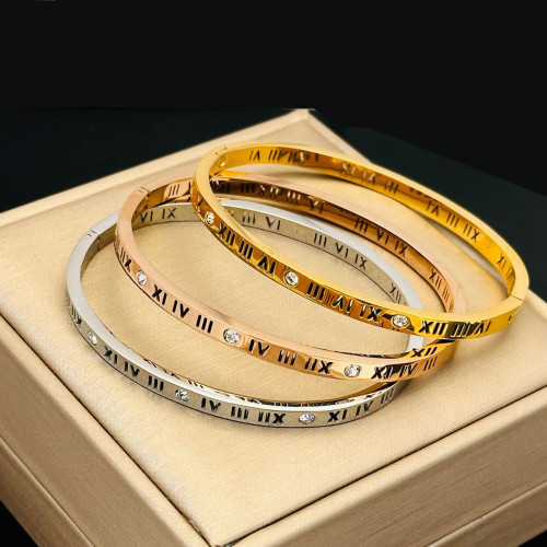 Titanium Steel Bracelet for Women, High-End Roman Numeral Diamond-Studded Bracelet, Light Luxury, Non-Fading, Best Friend Bracelet