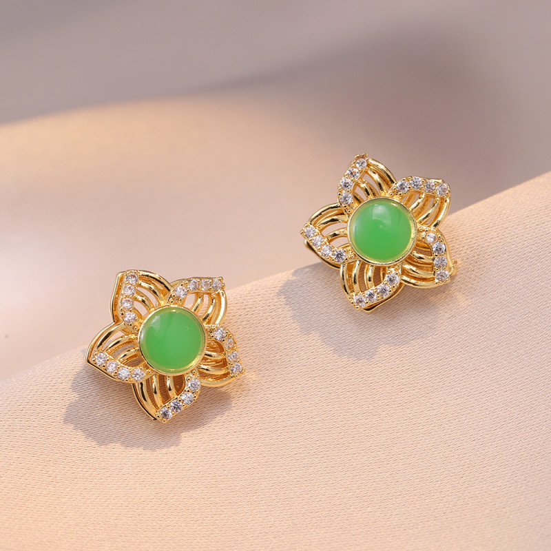 Necklace for Women Japanese and Korean Style Fashion Emerald Flower Earrings Ring Bracelet Three-Piece Set Niche Set Collarbone Chain