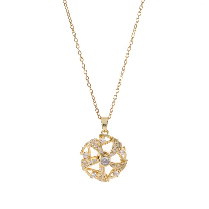 Necklace for Women Cross-Border Rotatable Flower Necklace Design European and American New Style Titanium Steel Clavicle Chain Pendant Jewelry Accessories for Women