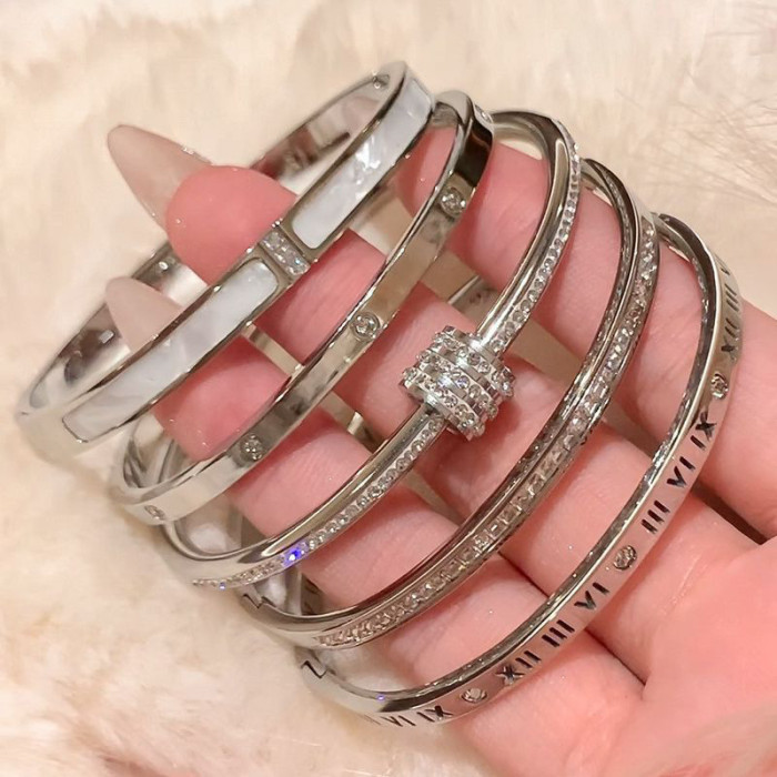 Titanium Steel Bracelet for Women, High-End Fully Stone-Set Stainless Steel Bangle, Niche Versatile Light Luxury Non-Fad...