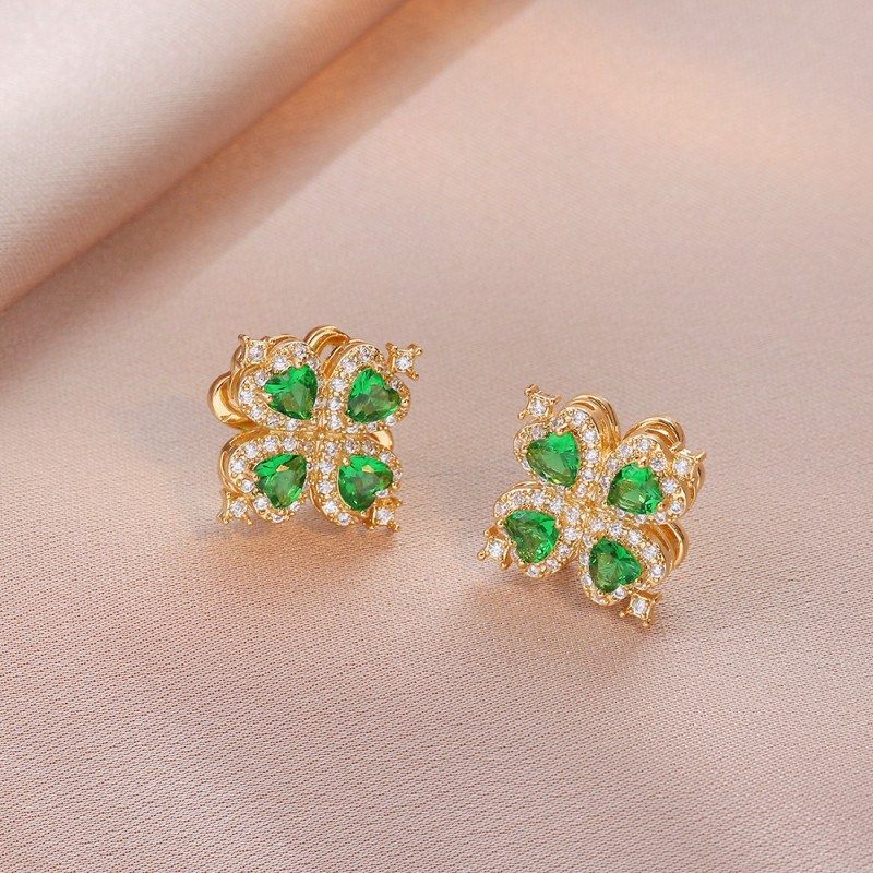 Necklace for Women Cross-Border Emerald Heart Zircon Set Cross-Border Rotating Heart Ring Bracelet Set Collarbone Chain