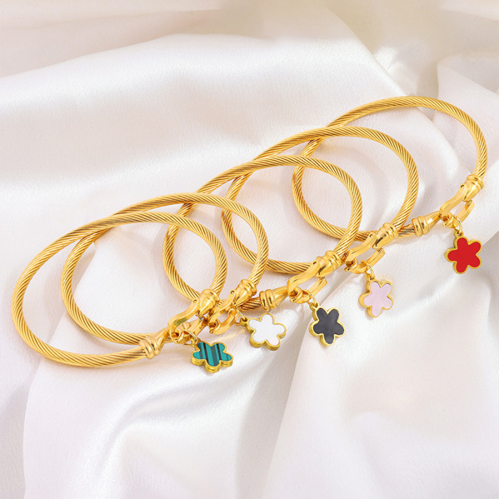 Fashion European and American Style Stainless Steel Bracelet Personality Simple Five-Leaf Flower Horseshoe Buckle Bracelet for Women Light Luxury High-End Twist Bracelet