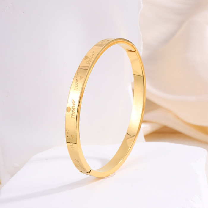 Titanium Steel Bracelet LOVE Heart Embossed Bracelet Jewelry Personalized Couple Design Love Meaning Stainless Steel Bracelet