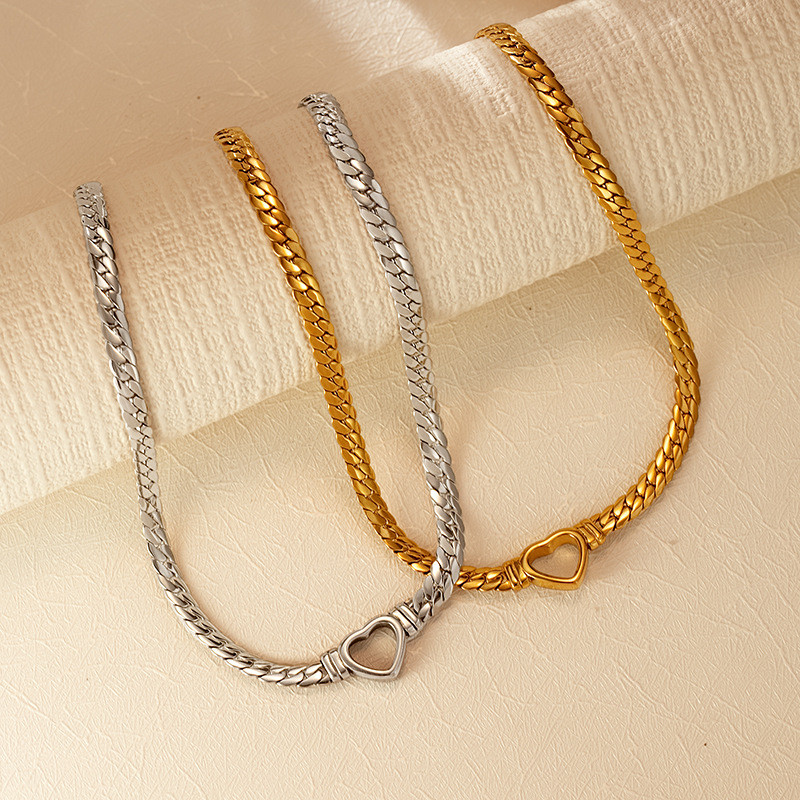 Cross-Border Direct Supply European and American Personality Trend Exaggerated Cuban Chain Heart-Shaped Ring Necklace Titanium Steel Plated 18K Gold Light Luxury Jewelry