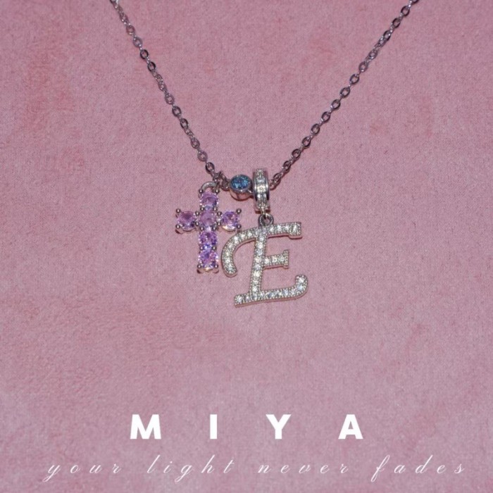 Cross-Border Hot Item Cross Blue Zircon Letter Custom Necklace Best Friend Birthday Gift 26 Letter Necklace