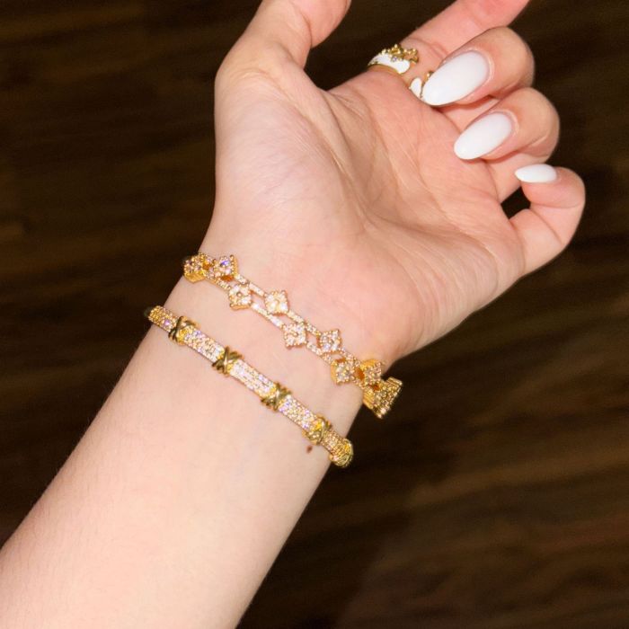 New Copper Material Electroplated 22K Gold Hand Jewelry Two-tone Simple Zircon Jewelry Open Bracelet Gold Letter Brac...
