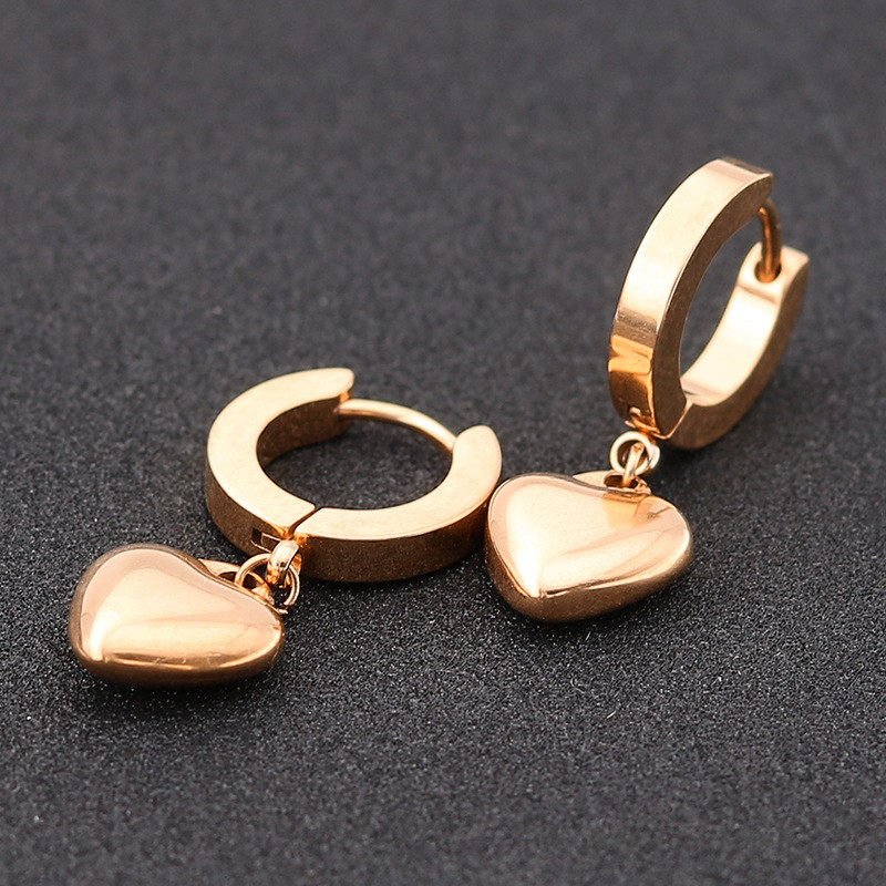 Japanese and Korean INS Niche Stainless Steel Pendant Heart Flat Earrings Fashion Versatile Women's Earrings Manufacturer Wholesale