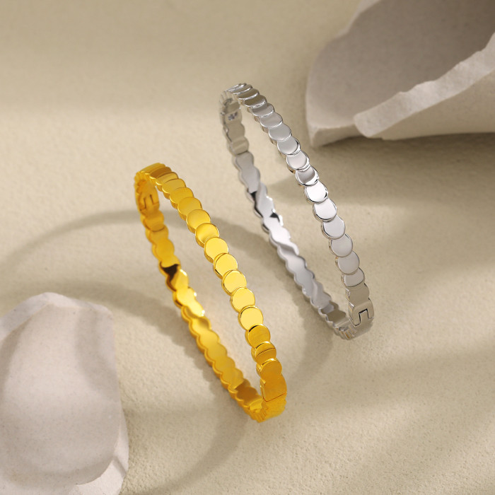 INS High-End Multi-Layered Scale Bracelet Unique Niche Design Titanium Steel Electroplated PVD Gold Hand Jewelry