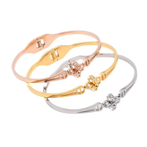 Japanese and Korean Fashion Hollow Clip Diamond Lucky Four-Leaf Flower Bracelet Personality Open Spring Design Stainless Steel Women's Bracelet