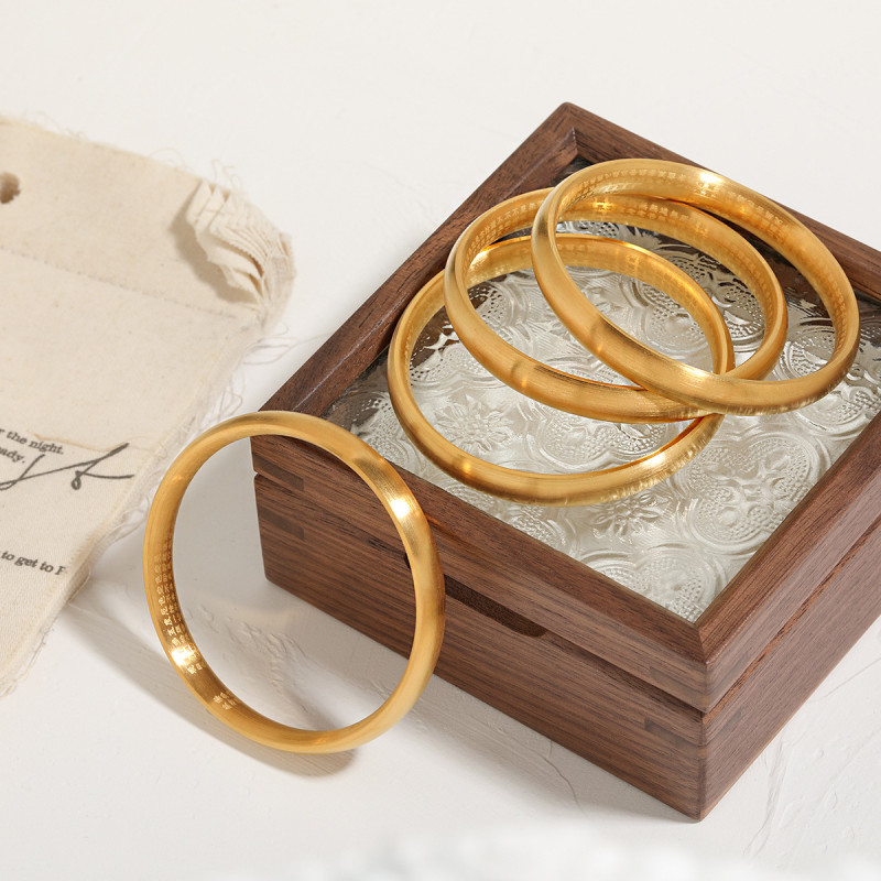 Ancient Craft Heritage Personalized Design Prajna Paramita Heart Sutra Titanium Steel 24K Gold Plated Bracelet for Women