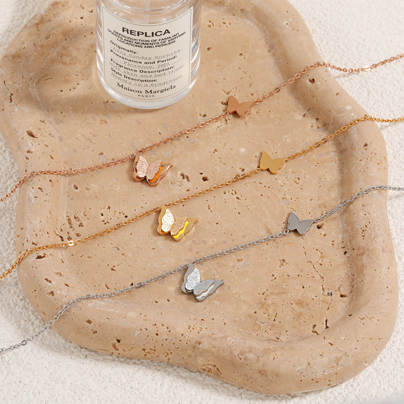 Fashionable and Unique New Korean Style Ins Style Niche Matte Butterfly Anklet for Women Versatile Gold-Plated Titanium Steel Foot Jewelry