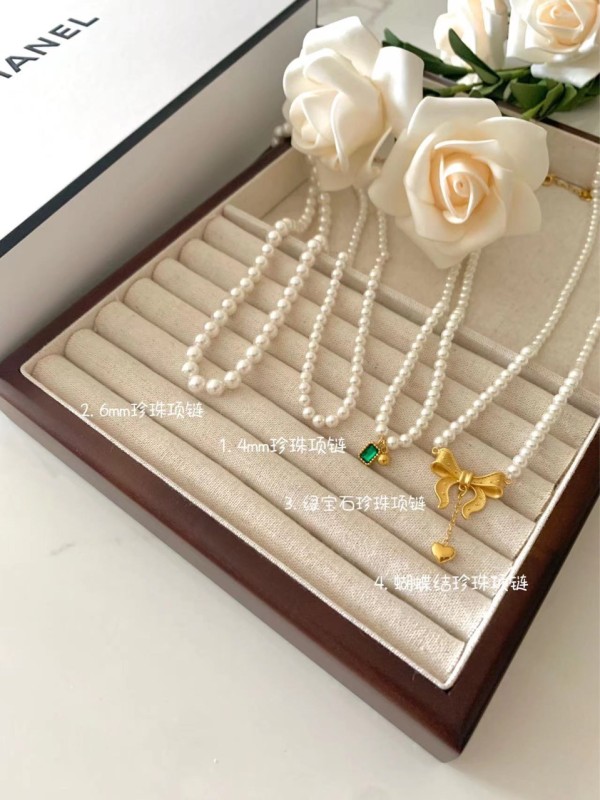 Shijia Pearl 650 Colors 4mm 6mm Vintage Tassel Heart Butterfly Necklace Titanium Steel Green Gemstone Pendant