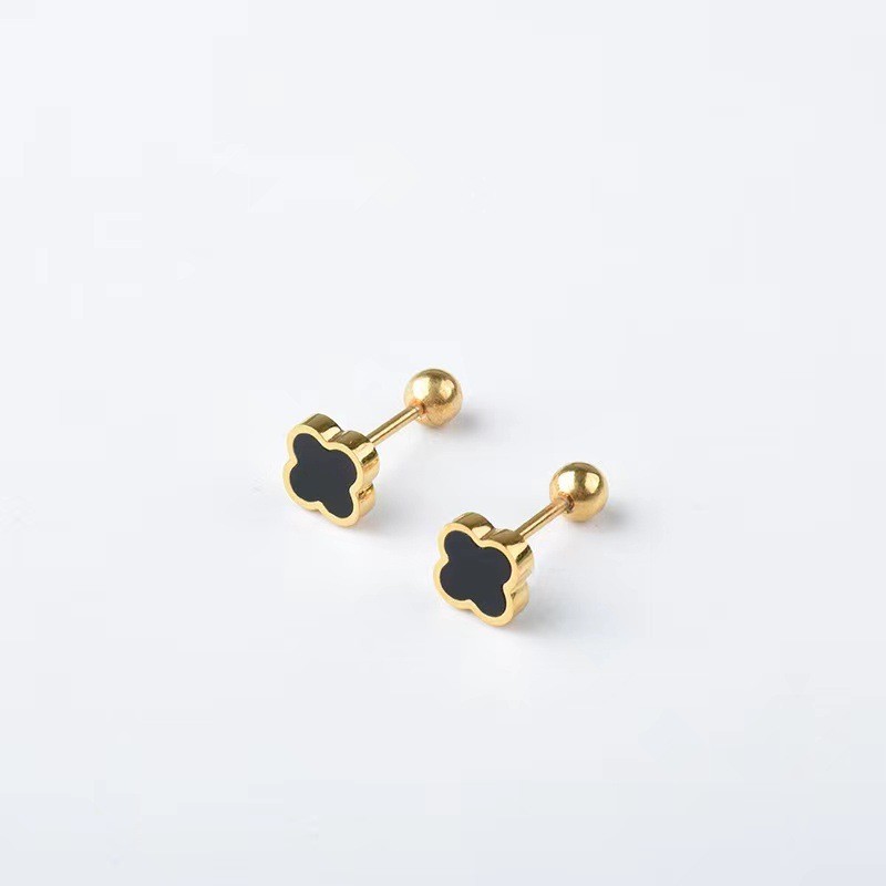 New Mini Lucky Clover Ear Bone Studs for Women Titanium Steel Threaded Twist Simple Versatile Elegant Earrings