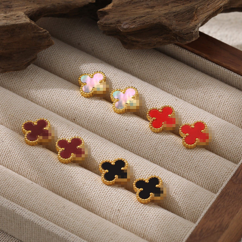 Light Luxury Four-Leaf Clover Earrings Elegant Titanium Steel Fashion Korean Style Ins Style Vacuum Coating PVD Gold Earrings for Women