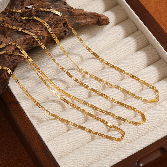 Fashion New Simple Niche Hammered Japanese Chain Necklace for Women Personalized Gold Plated Titanium Steel Collarbon...