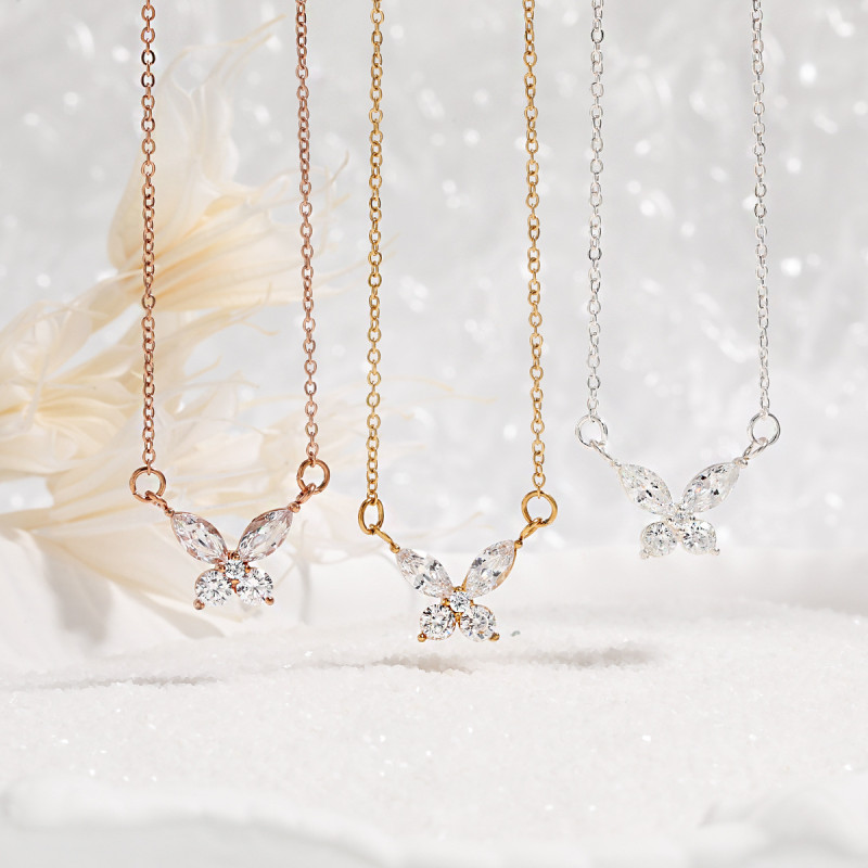 Fashion Exquisite Zircon Butterfly Pendant Necklace for Women Korean and Japanese Style Ins Style Niche Personality High-end Clavicle Chain