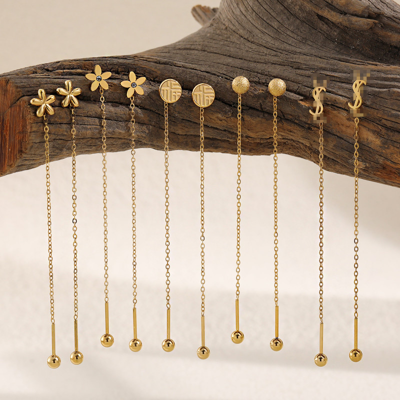 Korean Style Ins Fashion Simple Small Flower Earrings High-end Anti-lost Anti-hanging Titanium Steel 24K Gold Plated Petite Earrings